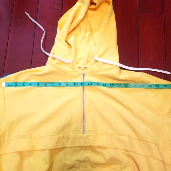 Korean Style Sunshine Yellow Lightweight Hoodie with Neck Zipper - Picture 4 of 8